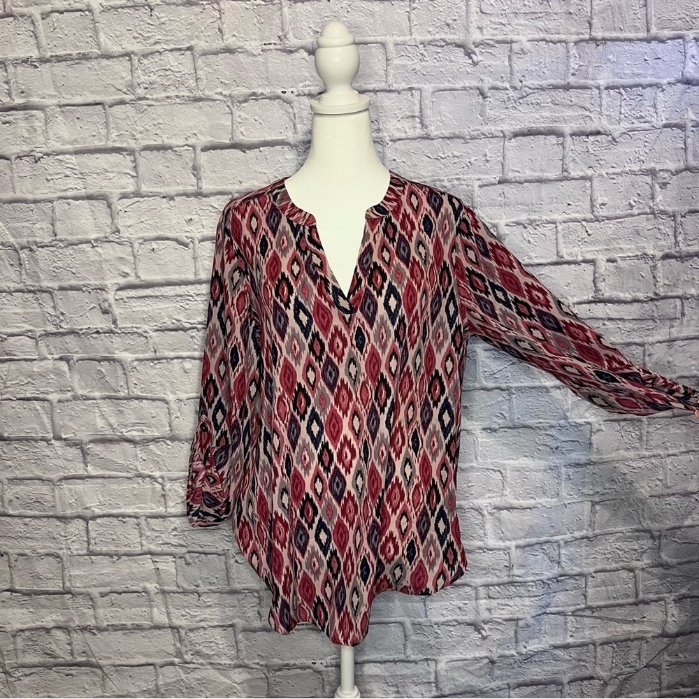 Maurice’s Atwood Geo Print 3/4 Sleeve Popover Blouse - Picture 2 of 4